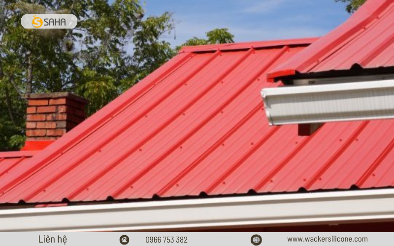 máng xối và mái hiên dễ bị dột nước